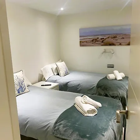Апартаменти Homely Marbel Center Vistas Al Mar *