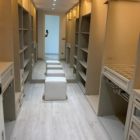 Апартаменти Homely Marbel Center Vistas Al Mar *