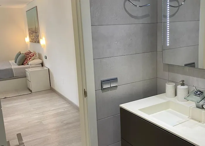 Lägenhet Homely Marbel Center Vistas Al Mar Marbella