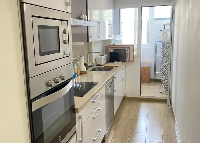 Homely Marbel Center Vistas Al Mar Lägenhet *