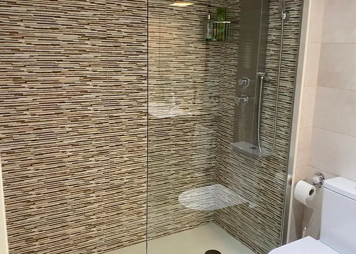 Lägenhet Homely Marbel Center Vistas Al Mar *